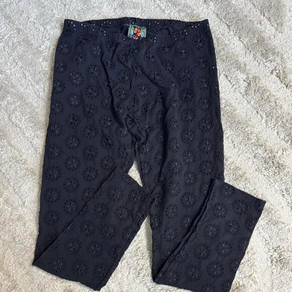 Johnny Was Eyelet Pants - Picture 3 of 6